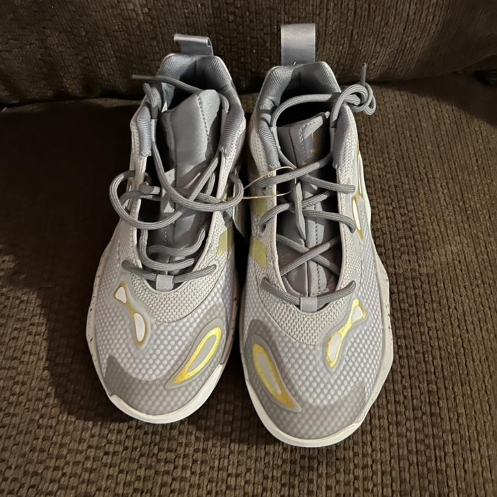 Adidas women shoes
